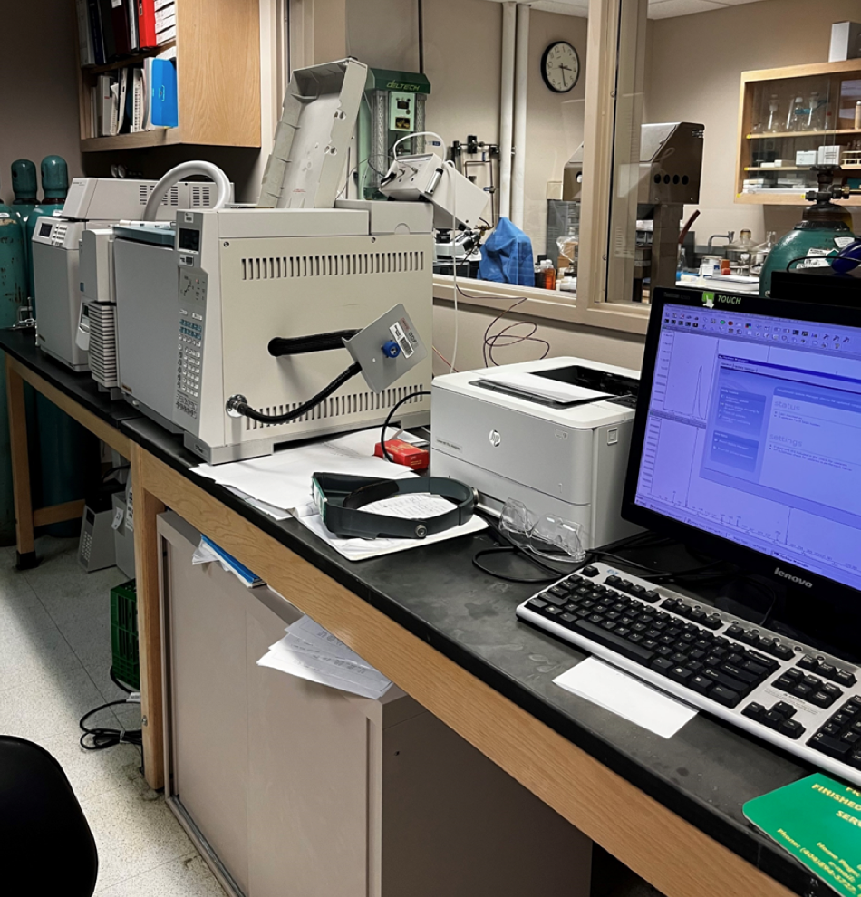 GC/MS System with Head-Space Injector (5973 MSD/G1888 Headspace Sampler)